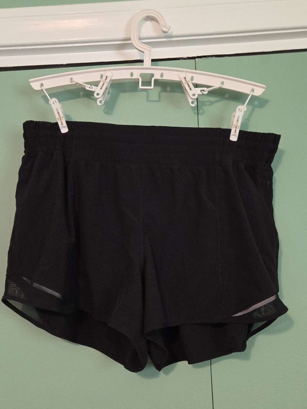 Lululemon Black Athletic Short Size 14